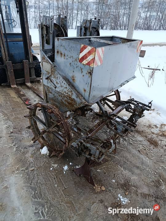 Sadzarka do ziemniaków polska spomasz s211 Siewniki i sadzarki małopolskie