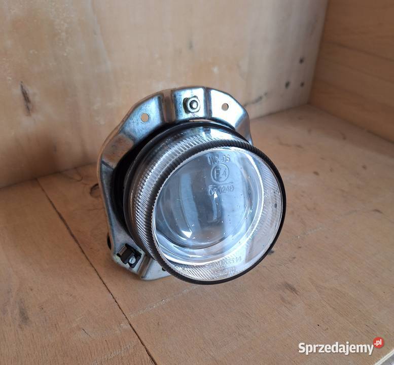 Reflektor przedni lampa przód cf moto cforce 550