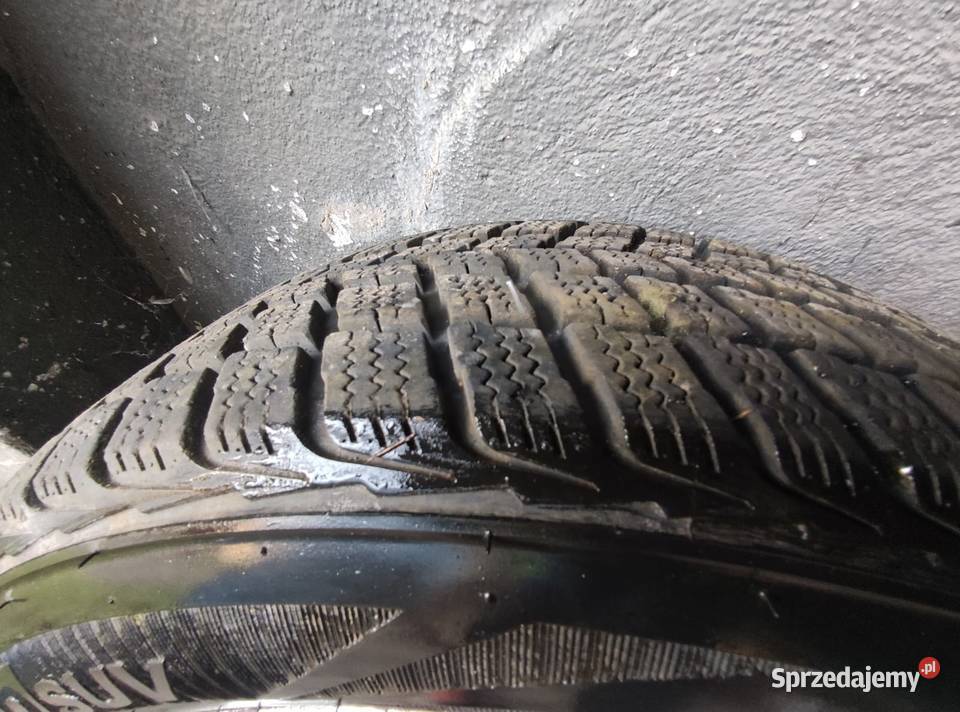 Mercedes ML koła zimowe 2356517 opony Nexen wielkopolskie Czarnków