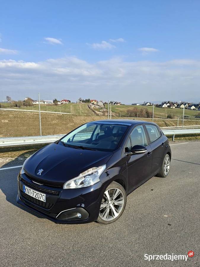 Peugeot 208 Allure Premium 12 PureTech Panorama Nowy Targ
