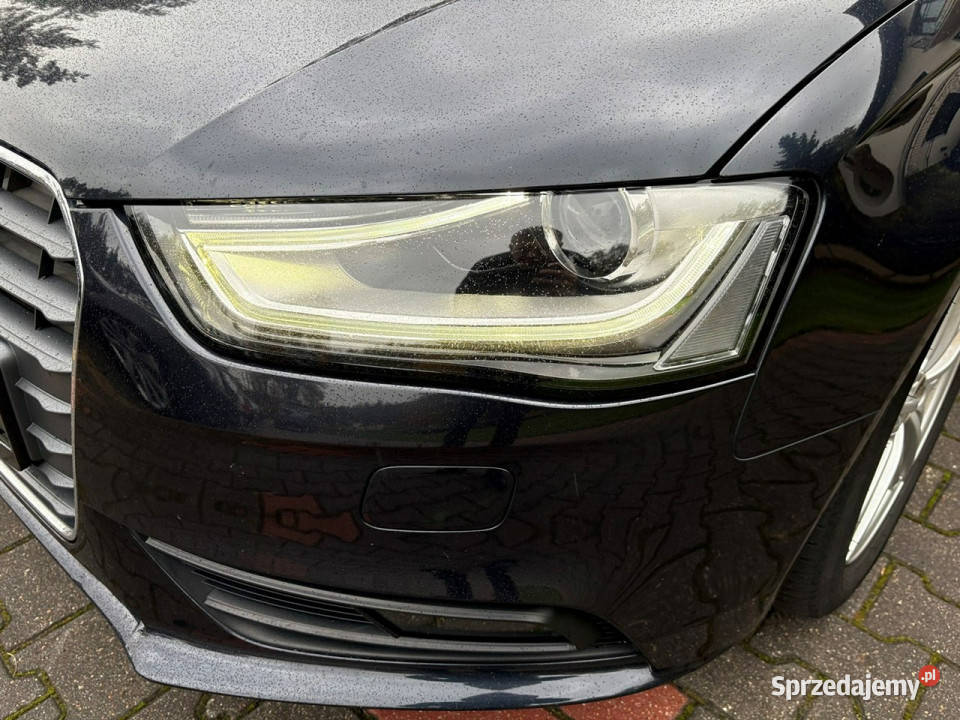 Audi A4 sedan 18 benzyna 170 Xenony LEDy Duża benzyna mazowieckie Lipówki