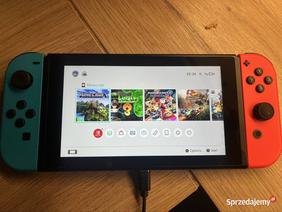 Nintendo Switch konsola i pokrowiec śląskie