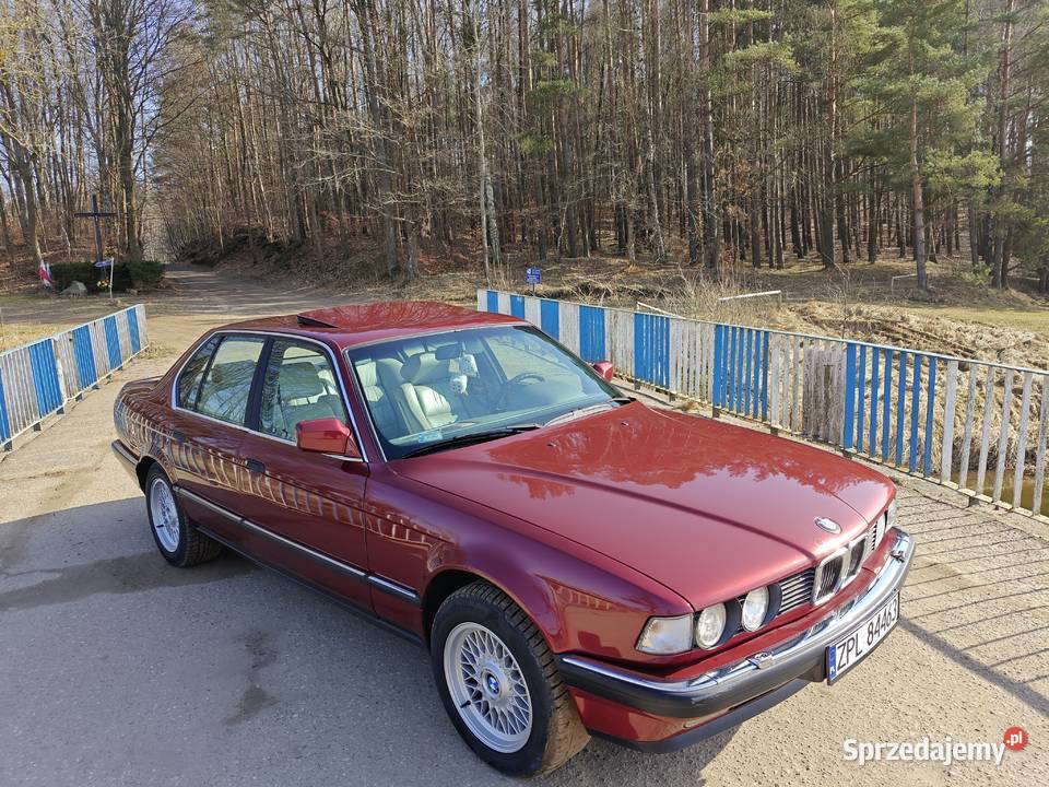 BMW seria 7 E32 Piękny stan radio Brusy