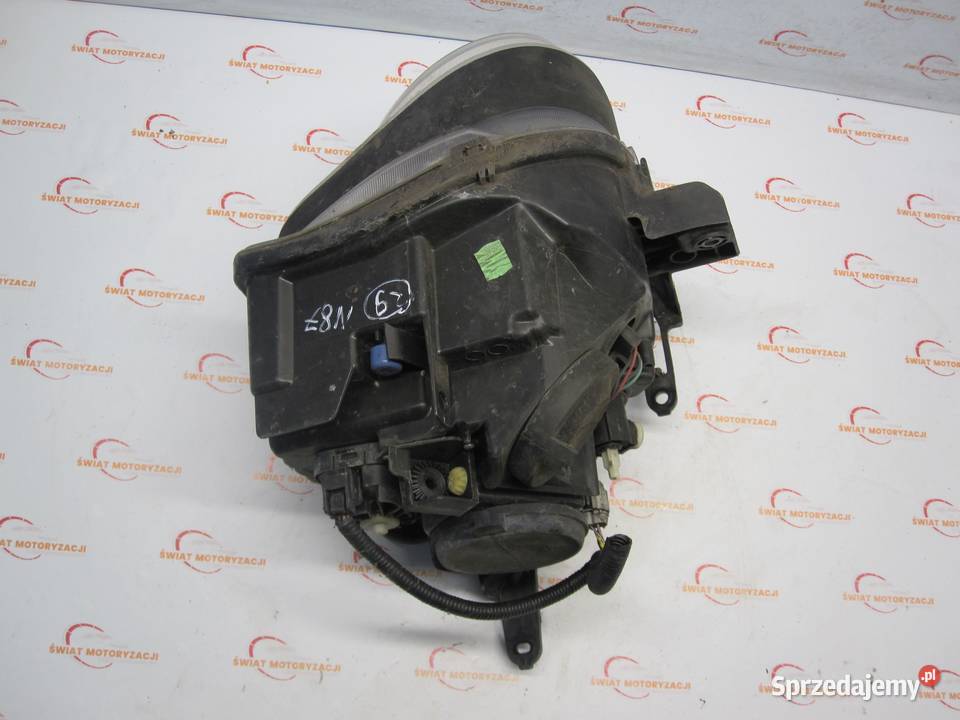 NISSAN JUKE 15r lampa prawa przód 26010BV80A Lampy przednie Kielce