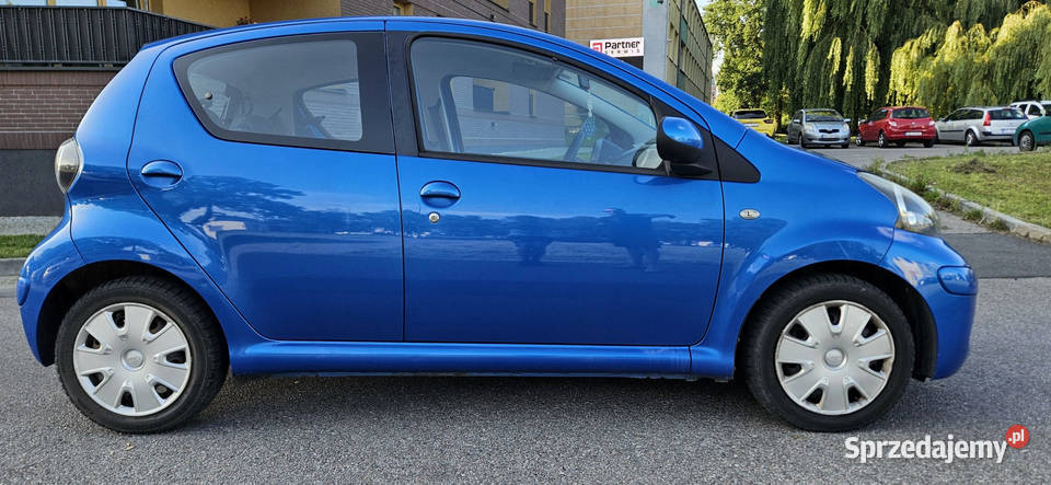 Toyota Aygo 10 VVTI 2011r stan bez korozji 160 immobilizer Elbląg