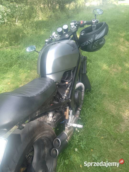 Honda Szybsza wygląda Cafe racer na kawę i Jelenia Góra