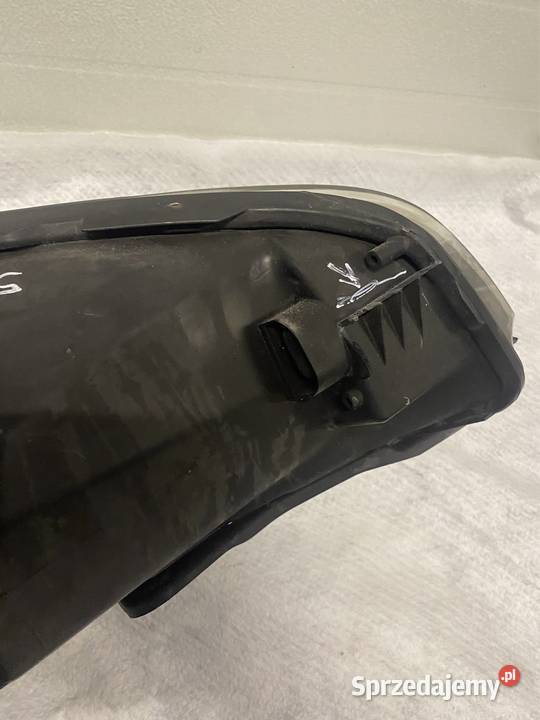 Lampa lewy przód Citroen c4 Picasso Lift