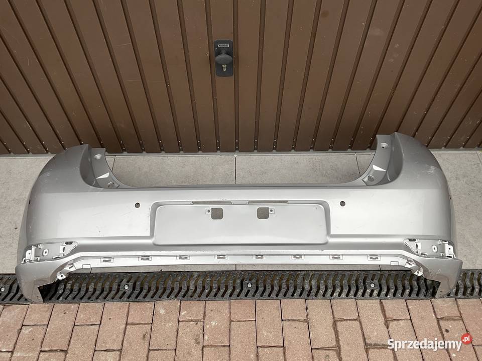 Toyota Auris II HB LIFT ZDERZAK TYŁ PDC Pleszew