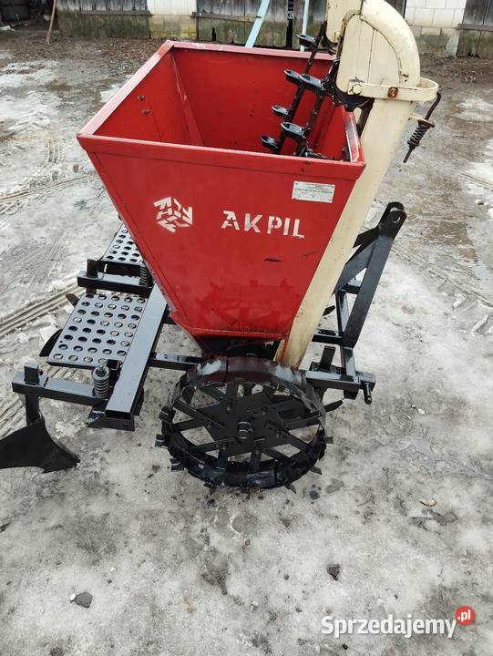 Sadzarka do ziemniaków Akpil nieuszkodzony Maszów