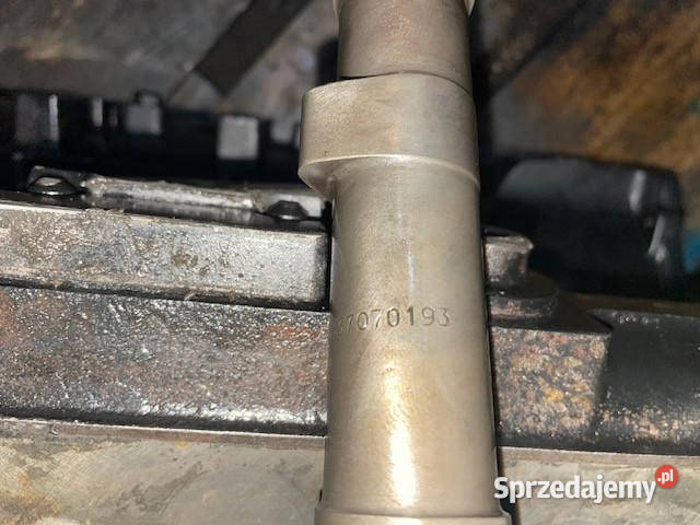 Wałek rozrządu 837070193 camshaft Sisu 620 Jastrzębniki sprzedam