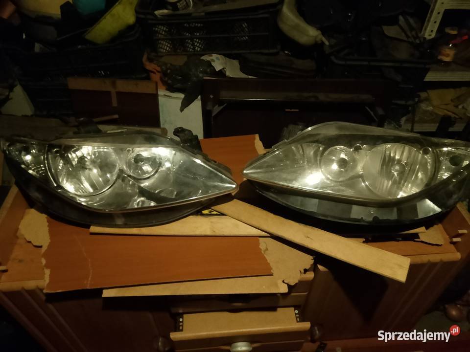 Lampy przednie reflektory Ostróda