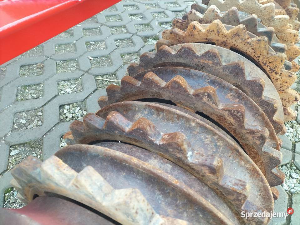 Wał posiewny zawieszany Reczyce