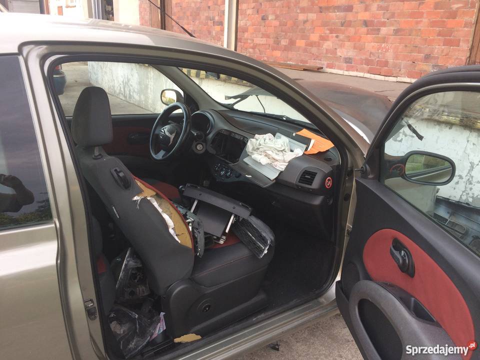 Nissan Micra K12 uszkodzony na części benzyna sprzedam