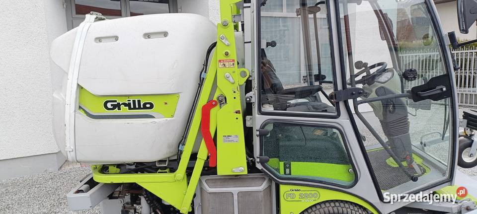 Traktorek kosiarka Grillo FD 2200 górny wysyp wielkopolskie Gizałki sprzedam