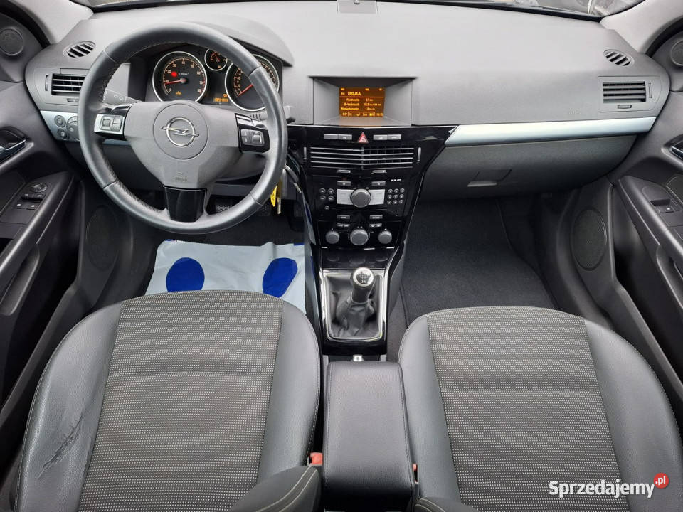 Opel Astra GTC 18 Benzyna Zadbany Serwisowany manualna Lublin