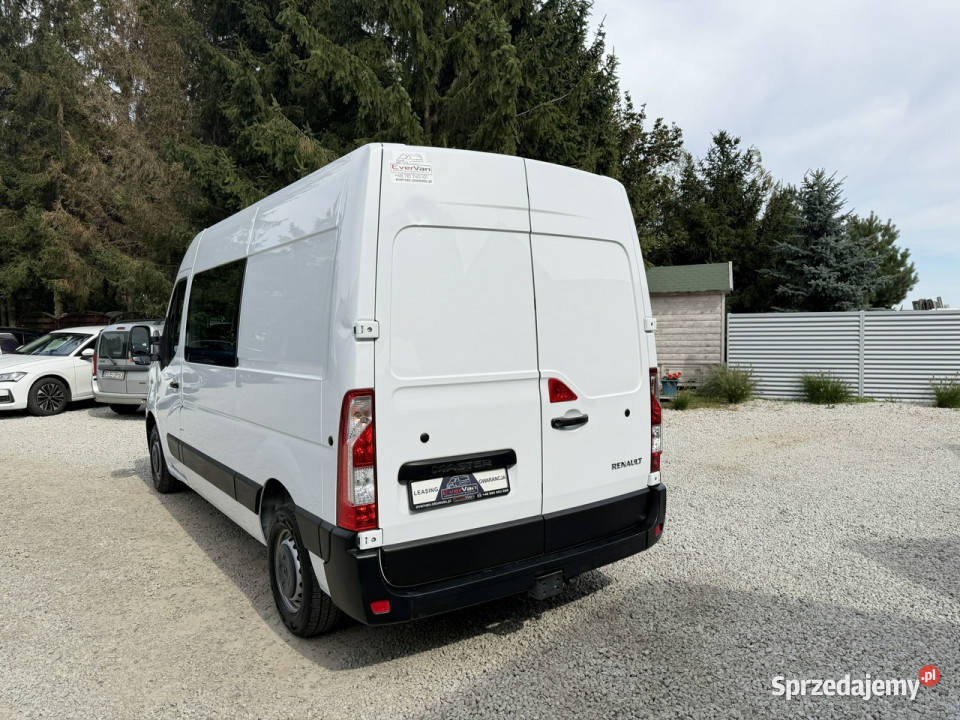 Renault Master L2H2 średniak 7osobowy lift Rok produkcji 2021 Warszawa