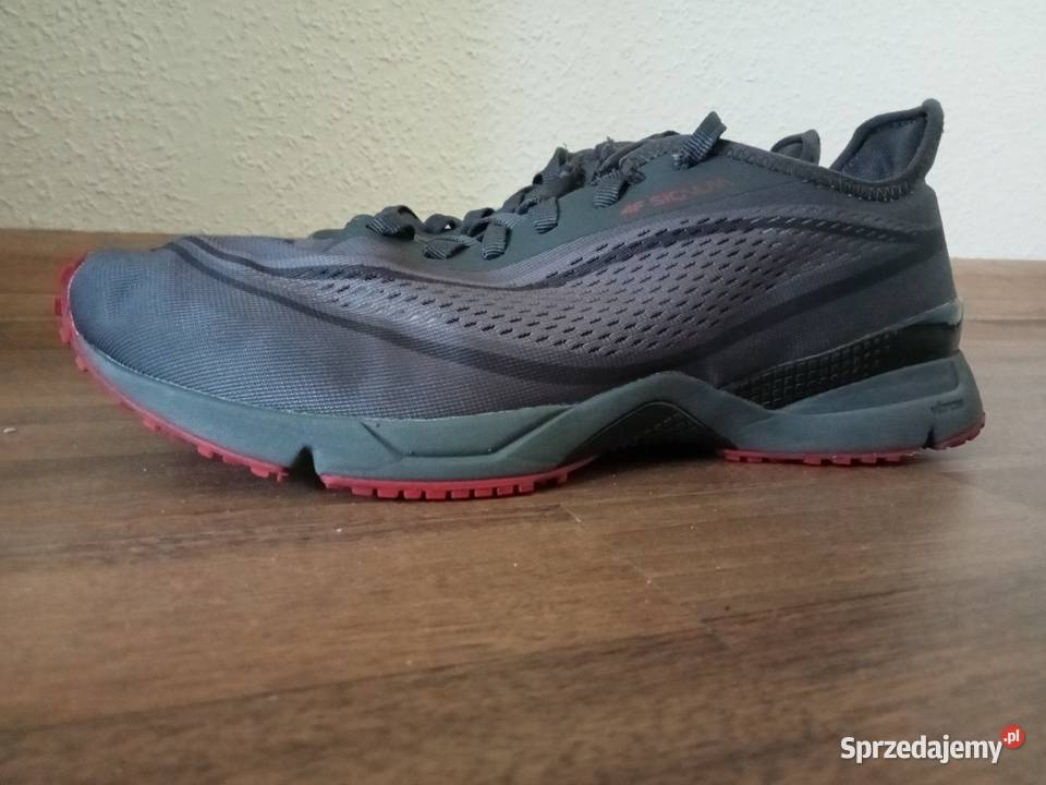 Buty 4F Signum r41 dł wkładki 265 26.5cm