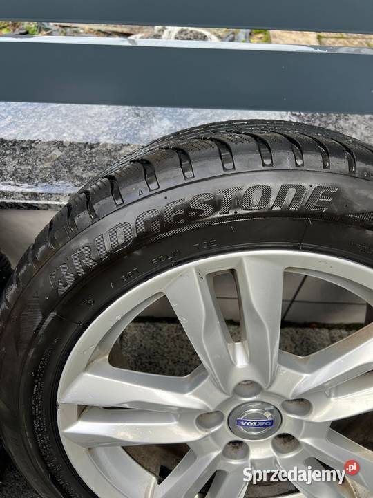 Koła VOLVO 17 oryginalne opony 21555 zima V60 łódzkie sprzedam