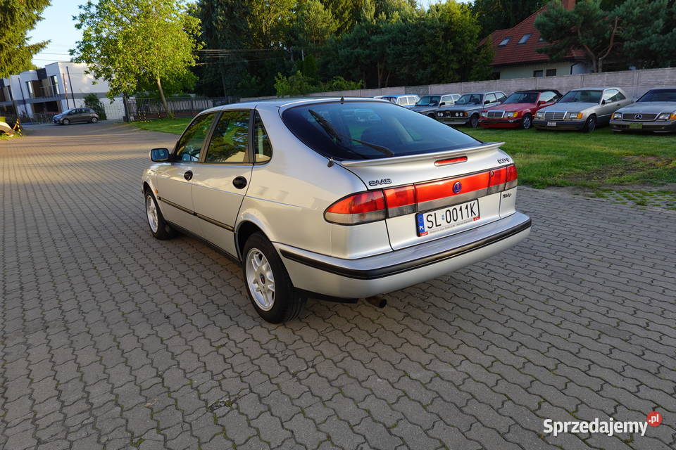 Saab 900 Saab 900 S Oryginał Niski Przebieg serwisowany w ASO Zgierz