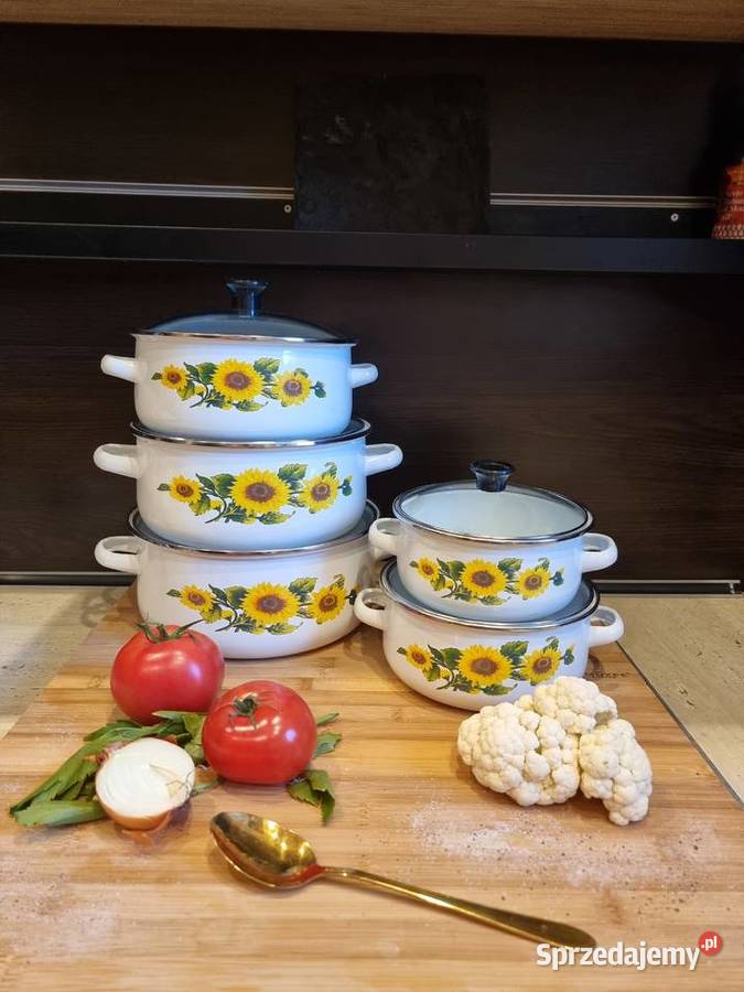 Garnki białe emaliowe w różnych wzorach Garnki i szybkowary Garnki i szybkowary