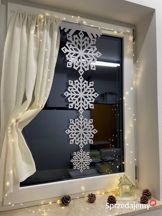śnieżynka dekoracyjna na okno panel świąteczny Przeworsk