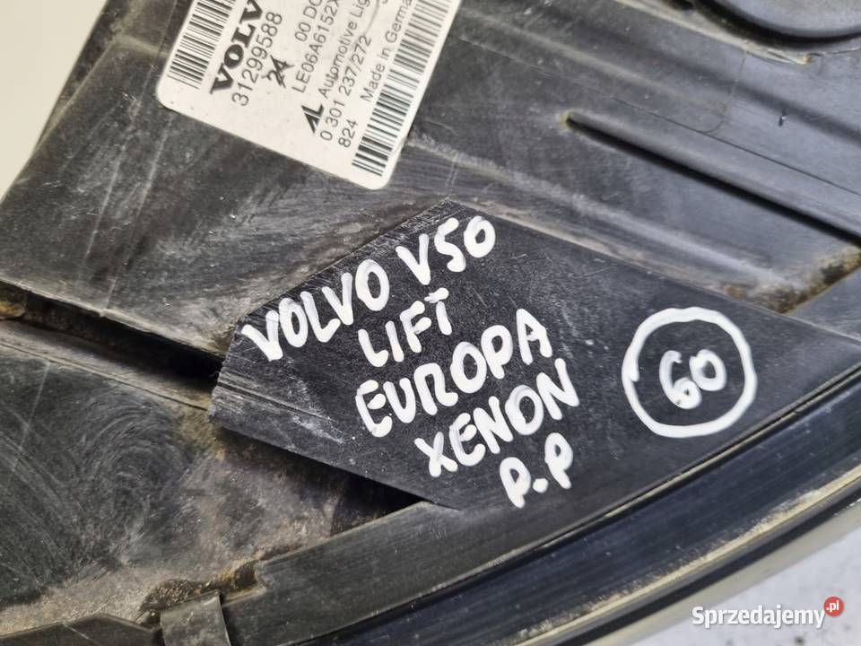 LAMPA PRAWA Volvo S40 II V50 LIFT PRZEDNIA prawy Chełm