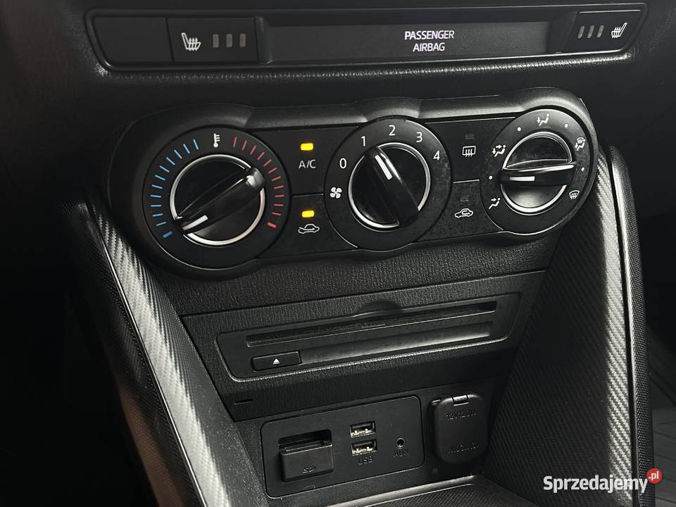 Mazda 2 15 benz 75 2015r 71430