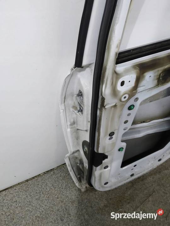 DRZWI PRAWE TYŁ WK2 BIAŁE Jeep Grand Cherokee IV świętokrzyskie sprzedam
