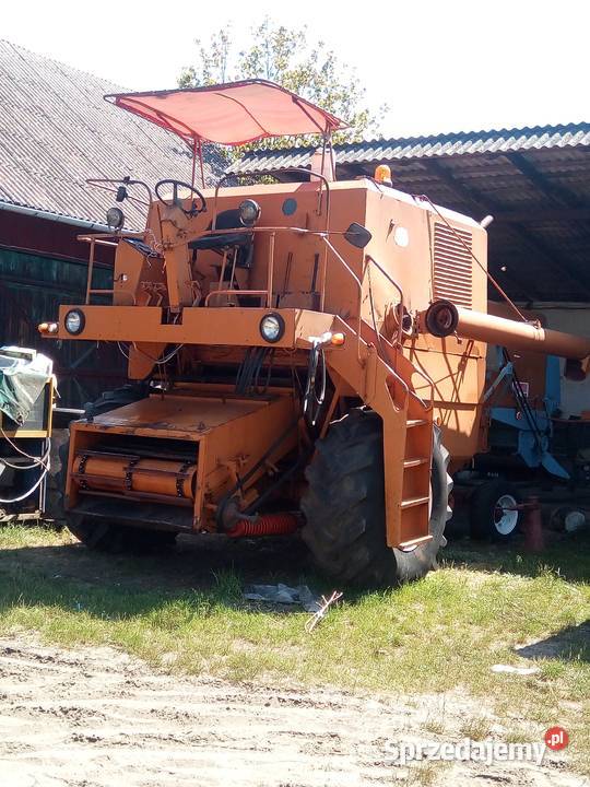 Kombajn zbożowy bizon super ZO 566