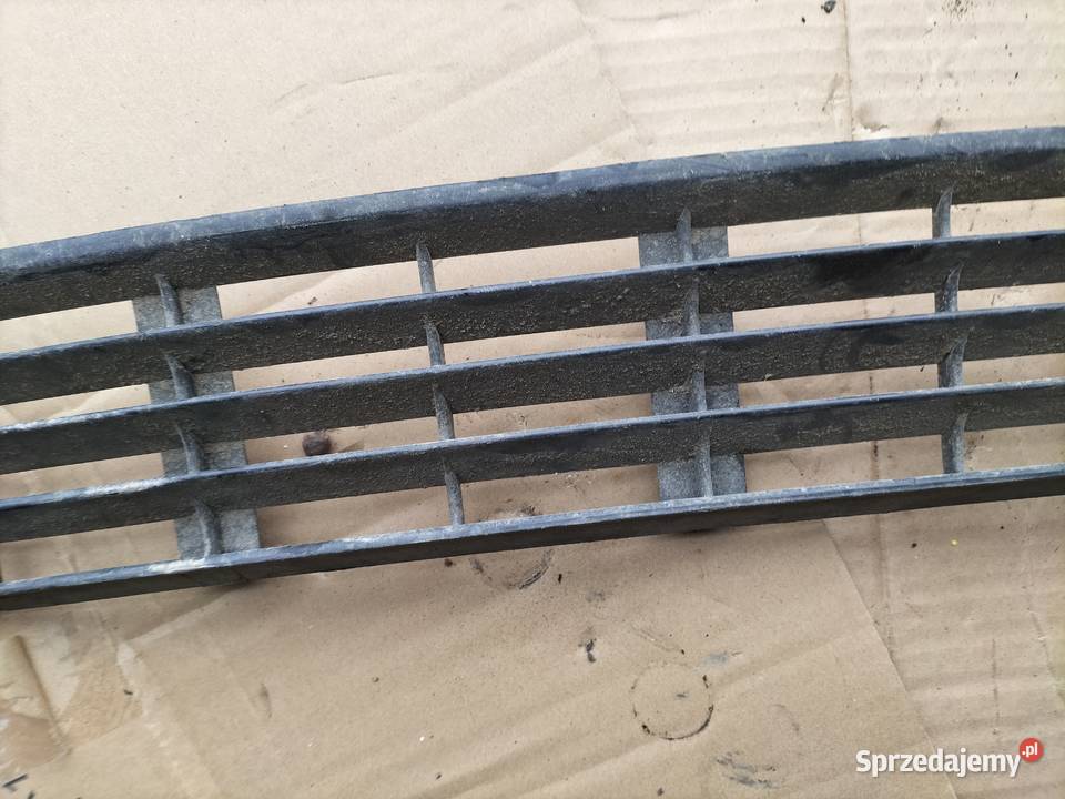 AUDI 80 B4 KRATKA ZDERZAKA Kamień-Kolonia