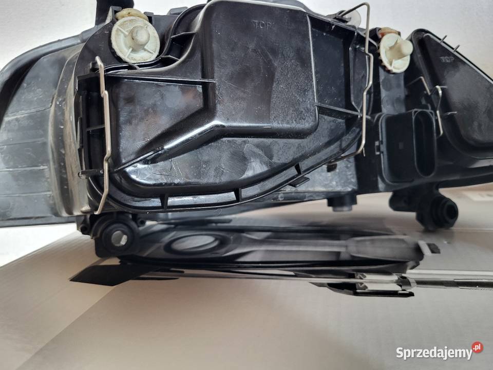 Lampa prawa lewa przód depo lift czarne seat osobowe mazowieckie Pułtusk
