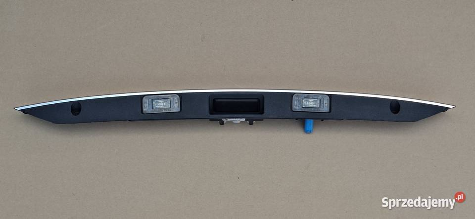 MERCEDES BKLASA W246 LISTWA BLENDA KLAPY Bieleń