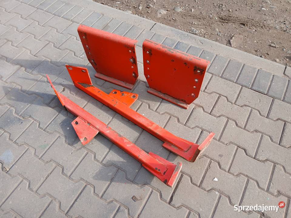 Wspornik podstawy błotników MF 255 ursus 3512 Lubcza sprzedam
