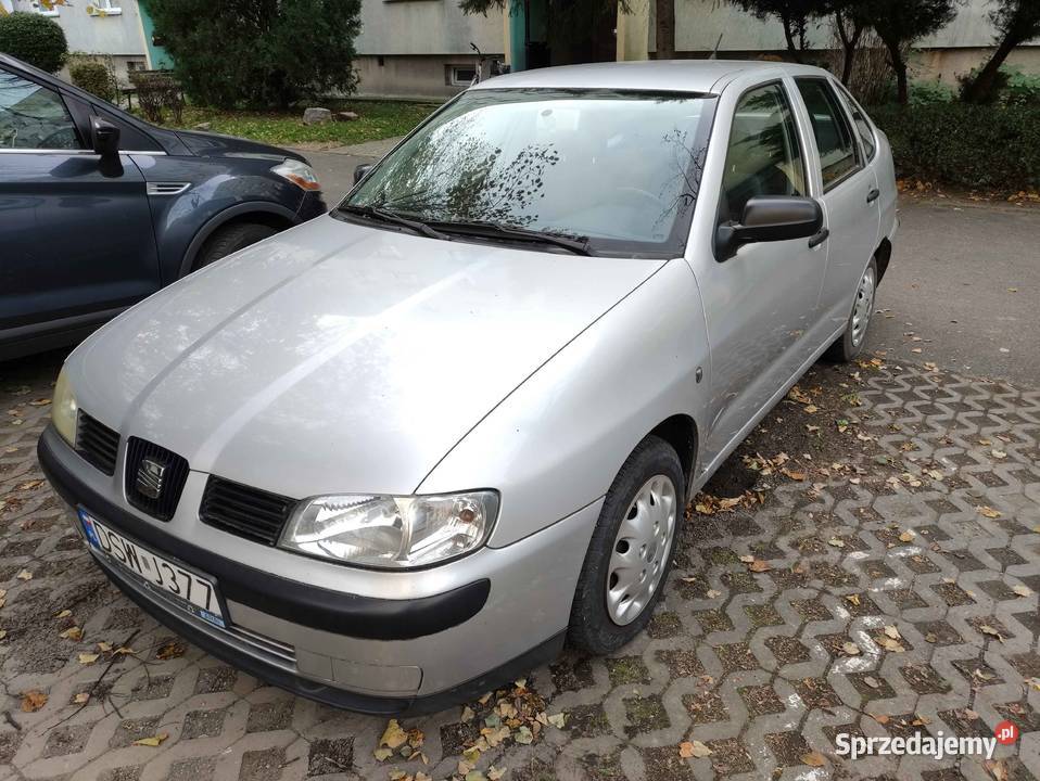 Seat Cordoba 1,6 benzyna 2000 r., salon - jeden właściciel !