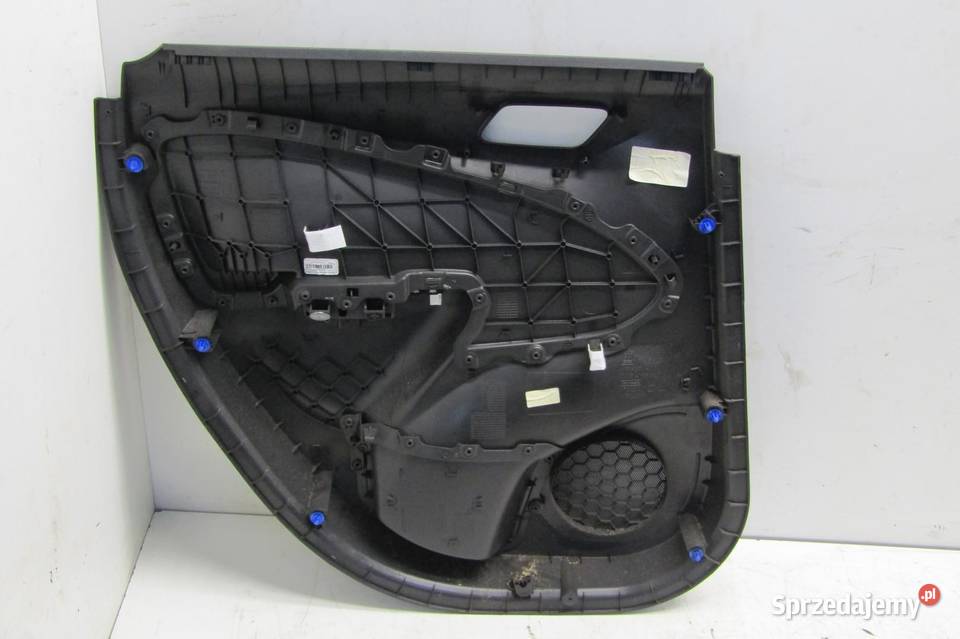 BOCZEK TAPICERKA DRZWI PRAWY TYŁ TYLNA OPEL osobowe sprzedam