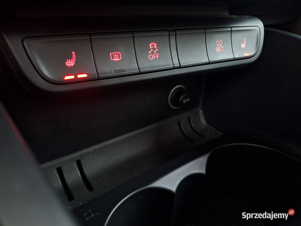 Audi A1 Sportback 14TFSi STAN podgrzew fotele 8X isofix warmińsko-mazurskie
