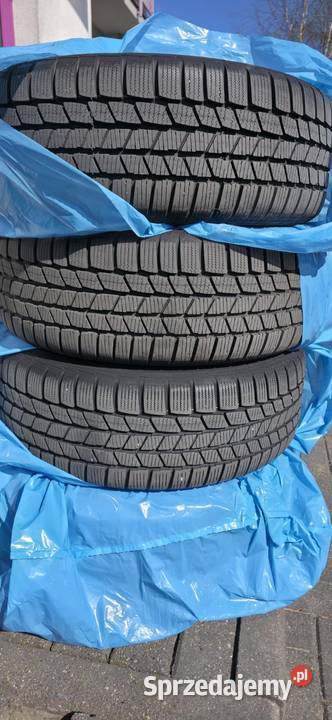 VW felgi 17 z oponami całorocznymi Continental Radom