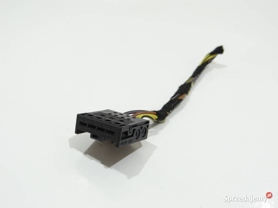 KOSTKA LAMPY W KLAPĘ BMW E91 LCI Strzyżewice