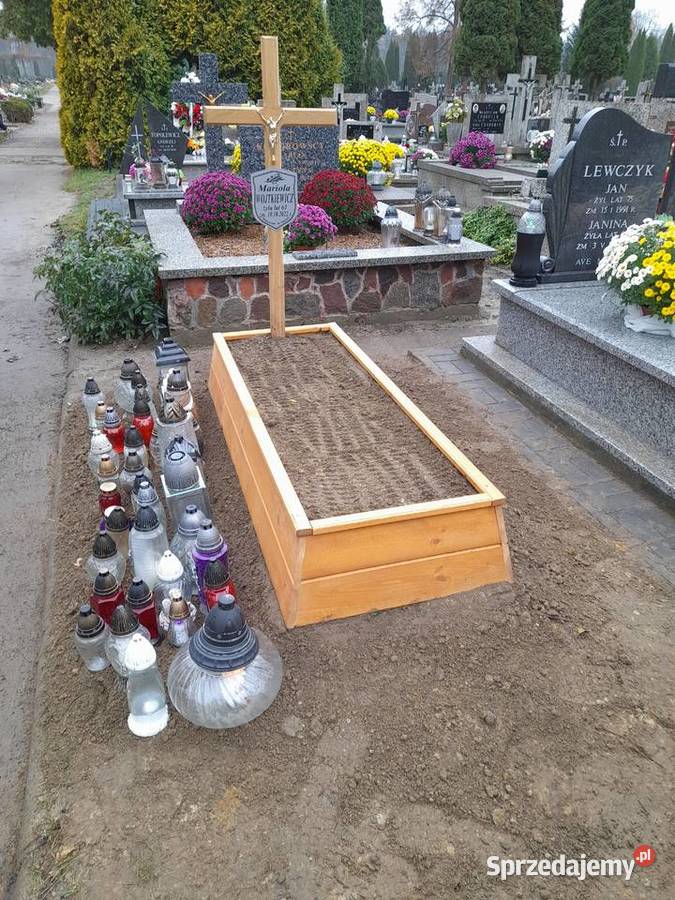 Nagrobek tymczasowy drewniany Białystok