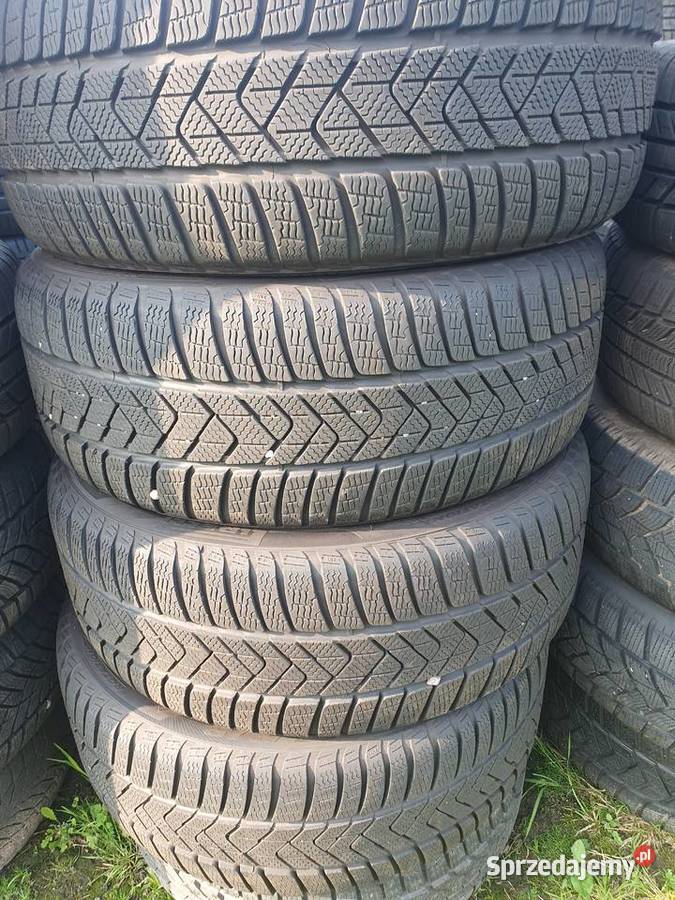 A04 Opony uzywane zimowe 2454518 Pirelli 245 Bąków