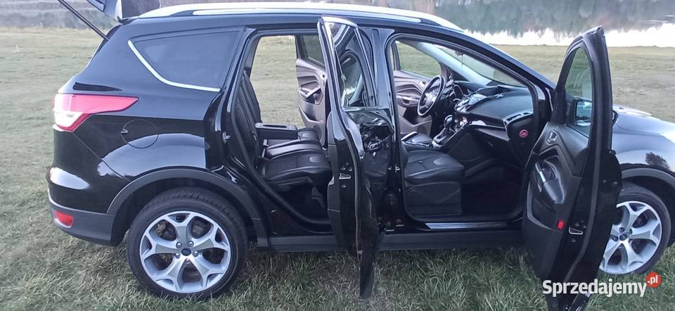 Kuga 4x4 Panorama podgrzewane fotele