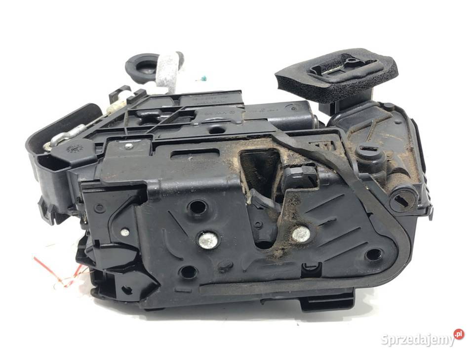 ZAMEK DRZWI PRAWY TYŁ SKODA FABIA III Hatchback