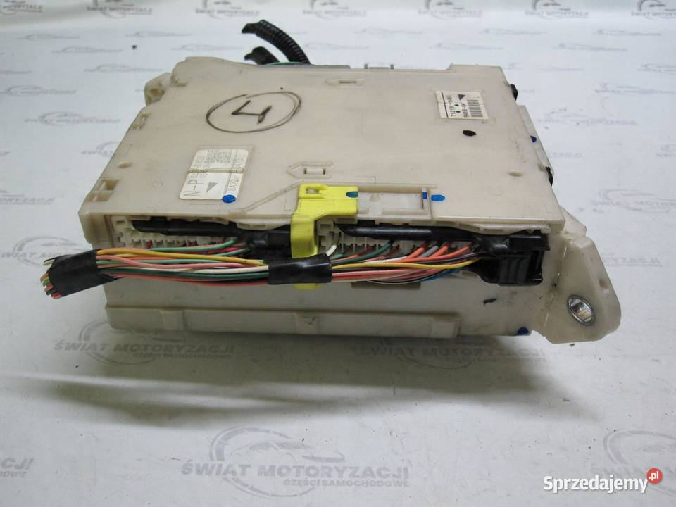 LEXUS IS II 22 D 08r moduł sterownik komfortu sprzedam