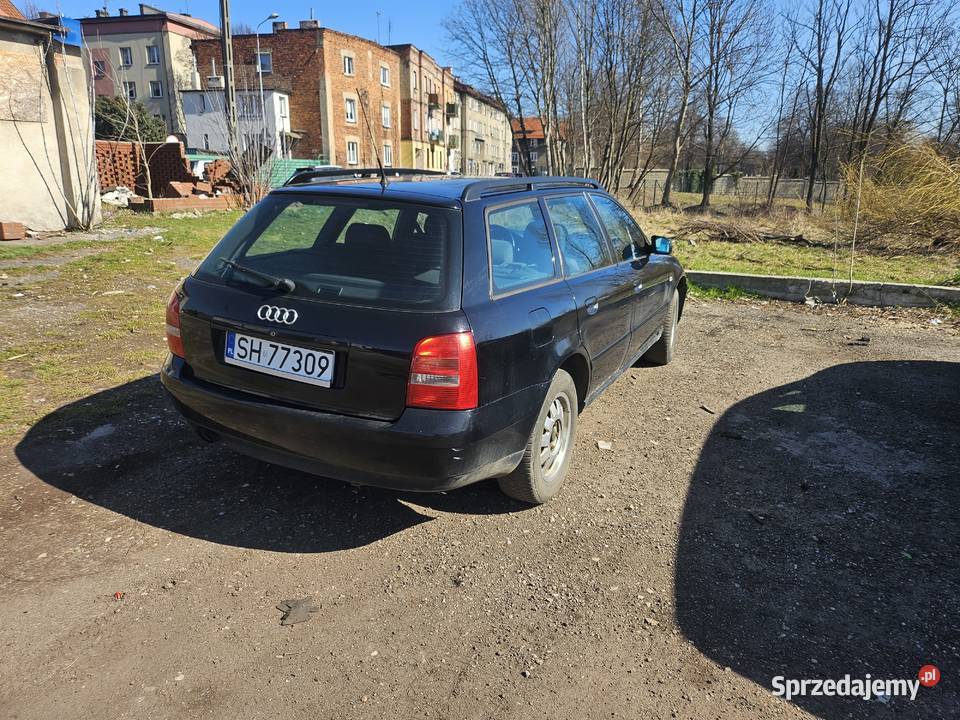 Sprzedam audi a4 1999r 16 gaz A4 Świętochłowice