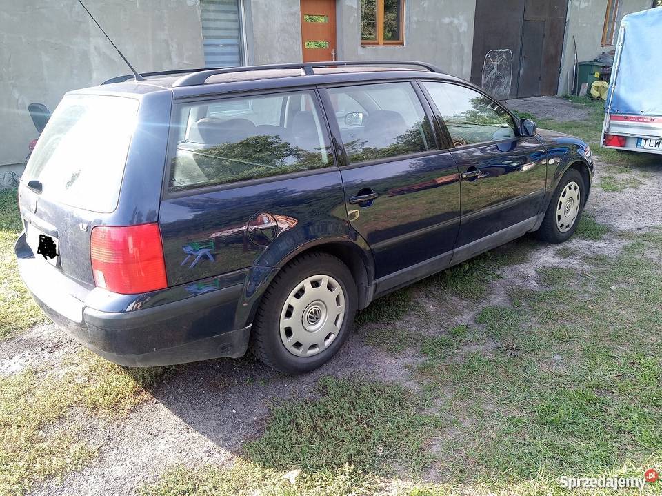 WV Passat 18 BG Kombi nieuszkodzony