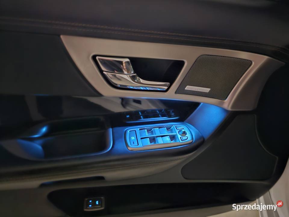 Jaguar xf R zadbany mega doinwestowany bez zmieniarka CD Gdańsk sprzedam