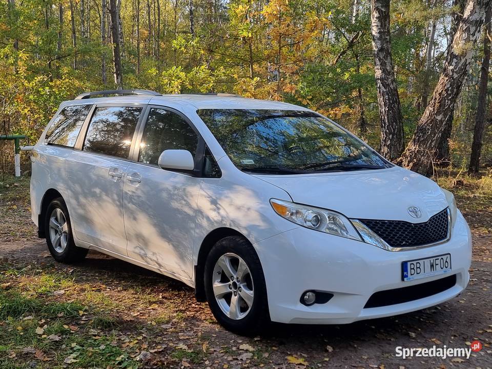 Toyota Sienna 35 LE V6 FWD nieuszkodzony podlaskie Białystok sprzedam