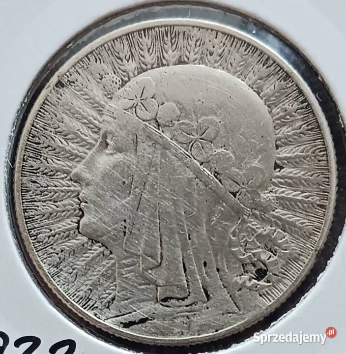 5 Głowa kobiety 1933 r 11 Konin