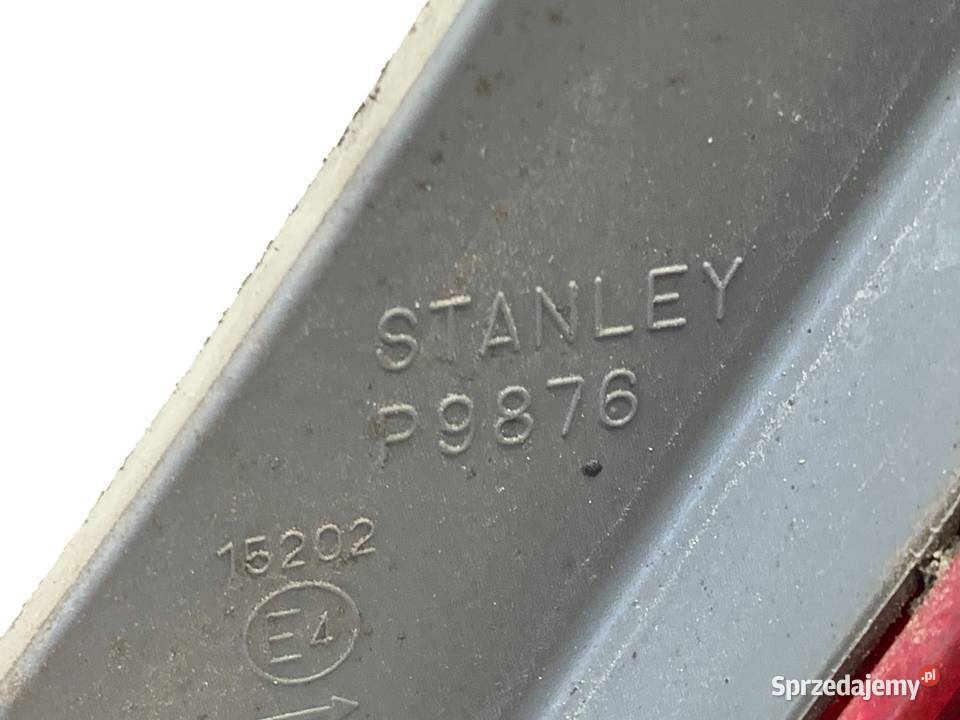 LAMPA PRAWY TYŁ HONDA CIVIC IX SedanLimuzyna Motoryzacja podkarpackie