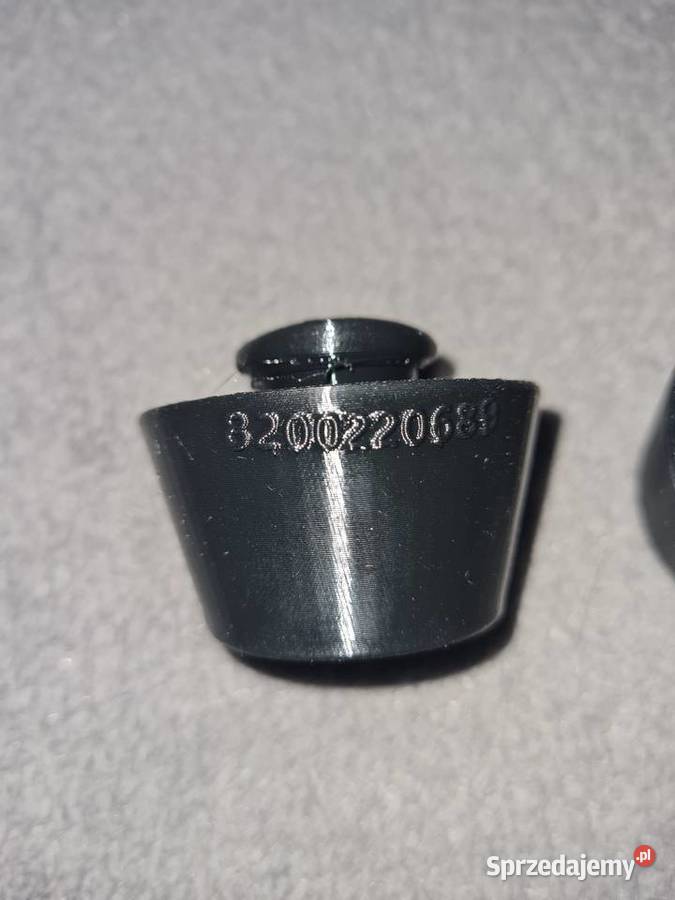 Sprzedam odboje dachu megane II Cc 8200220689